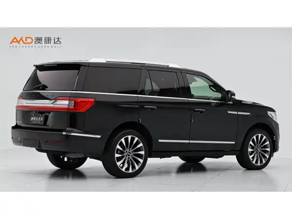 Lincoln Navigator 2022