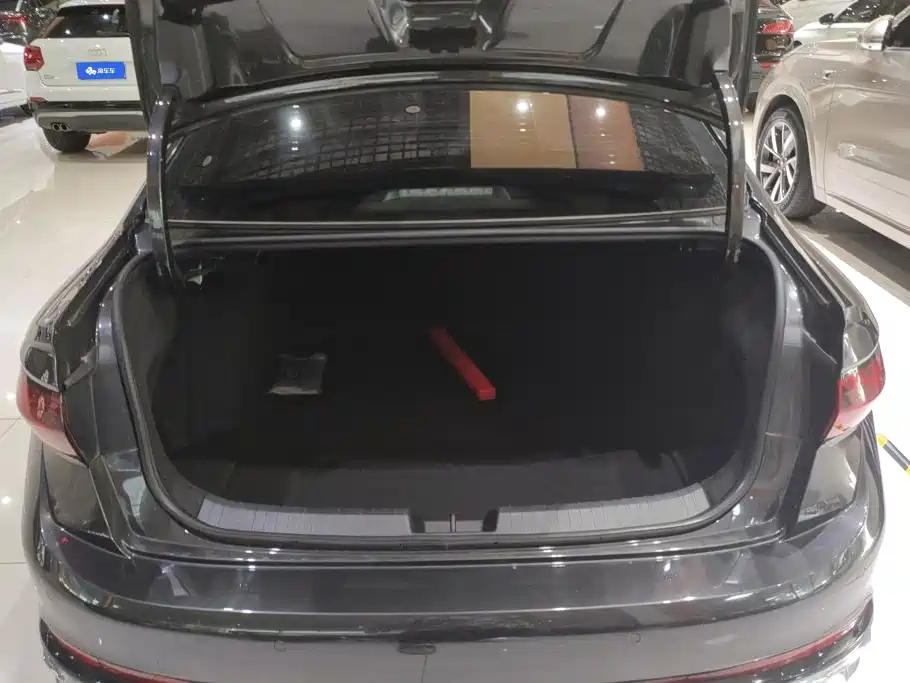 Volkswagen Sagitar 2023