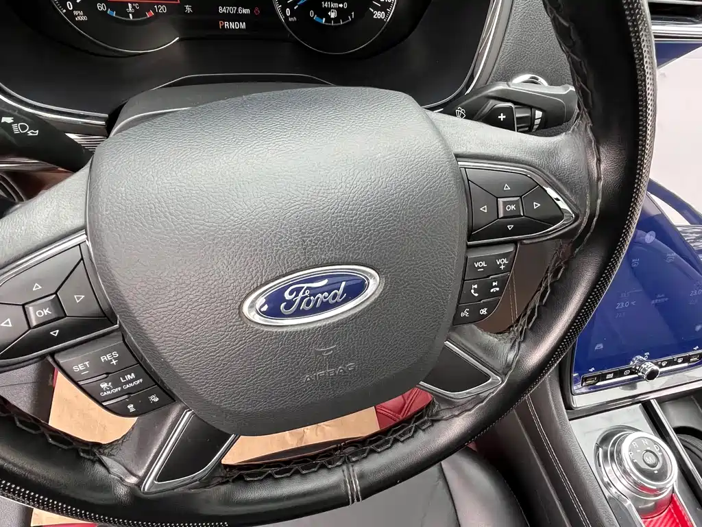 Ford Taurus 2020 — фото 13
