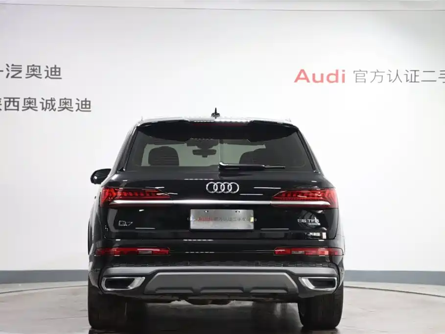 Audi Q7 2023 — фото 5