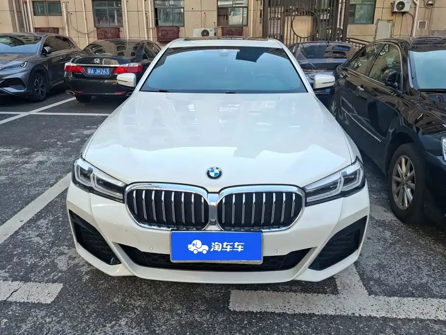 BMW 5 Series 2023