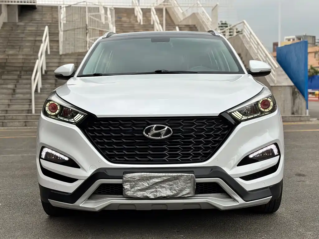 Hyundai Tucson 2016 — фото 3
