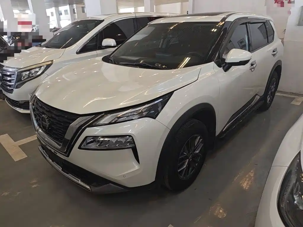 Nissan X-Trail 2022 — фото 1