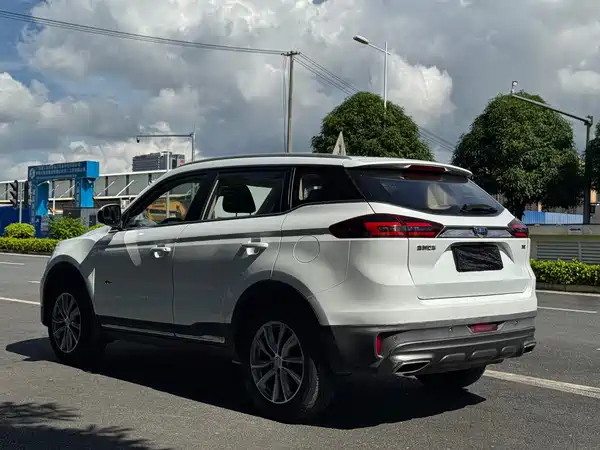 Geely Boyue 2018