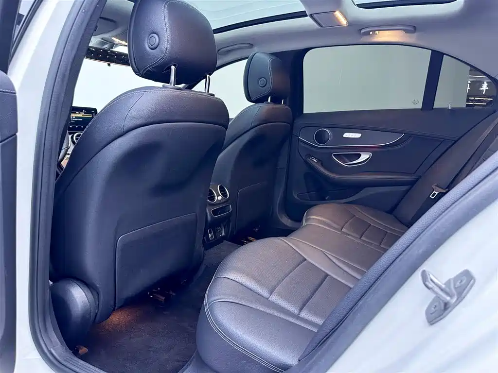 Mercedes-Benz C-Class 2020 — фото 12