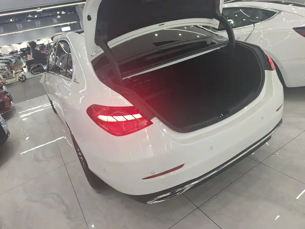 Mercedes-Benz C-Class 2022 — фото 23