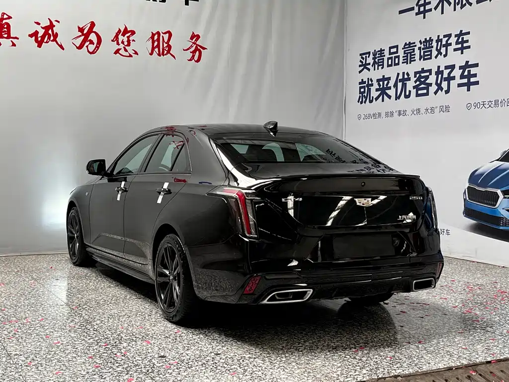 Cadillac CT4 2024 — фото 16