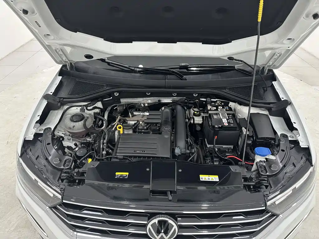 Volkswagen T-Roc 2022 — фото 18