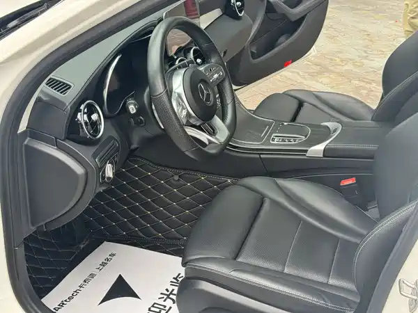 Mercedes-Benz C-Class 2020