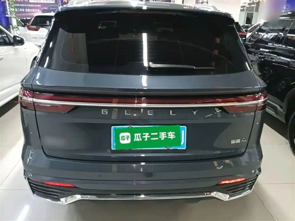 Geely Xingyue L 2023 — фото 6
