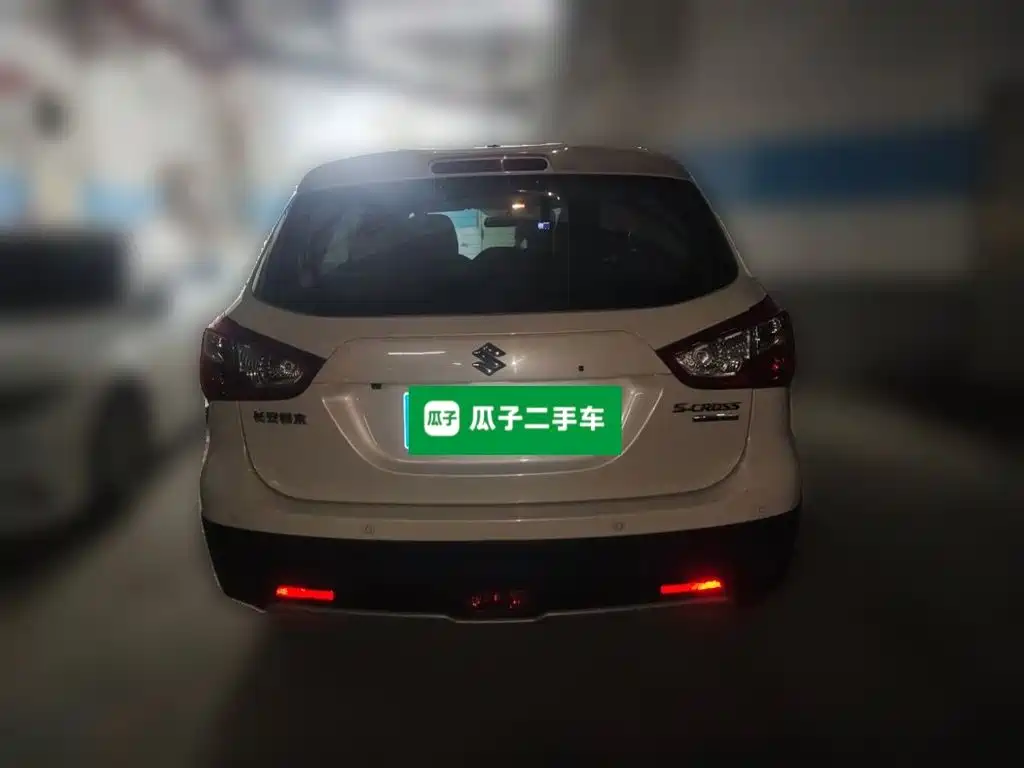 Suzuki S-Cross 2016 — фото 3