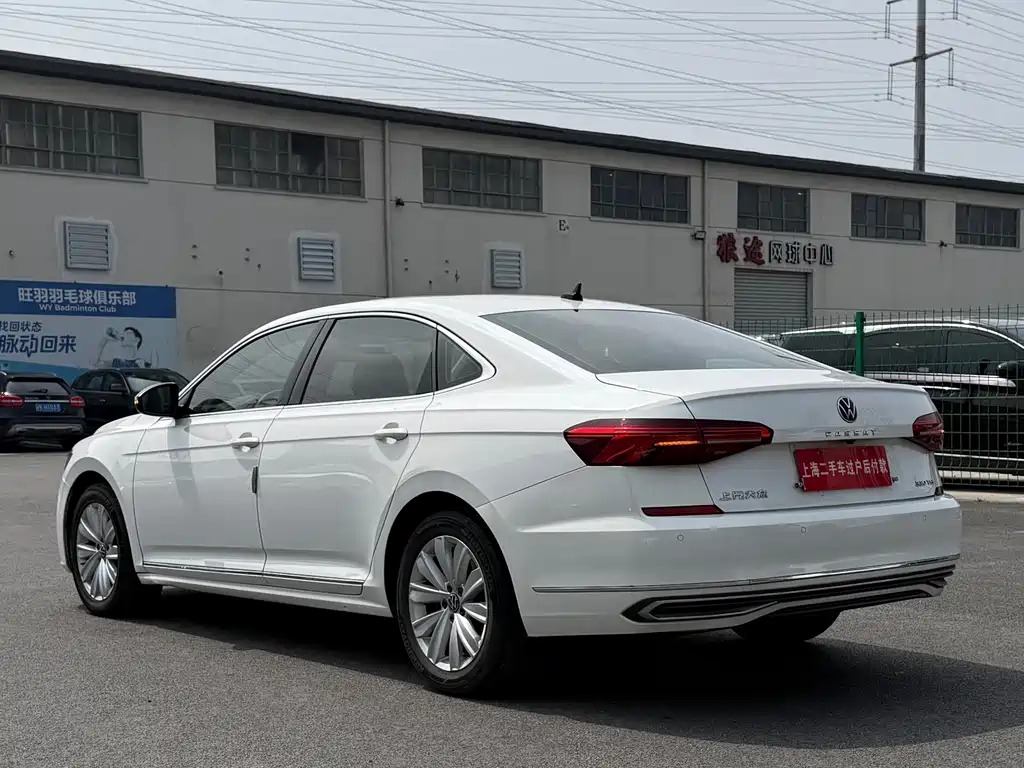 Volkswagen Passat 2020 — фото 20