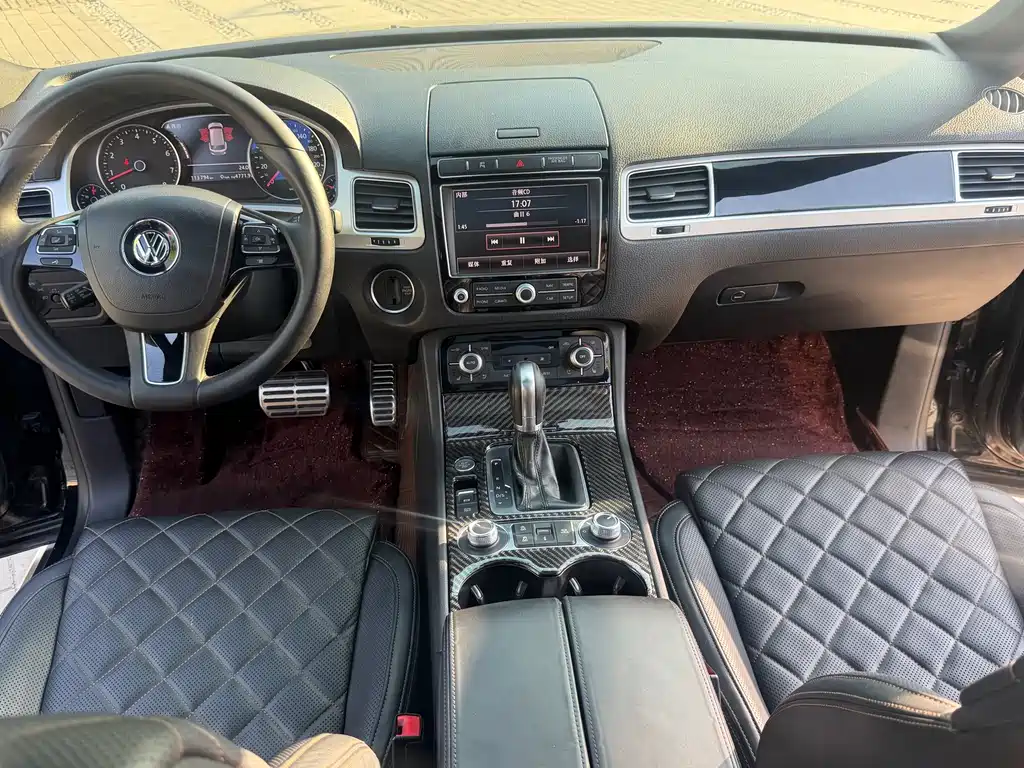 Volkswagen Touareg 2018 — фото 14
