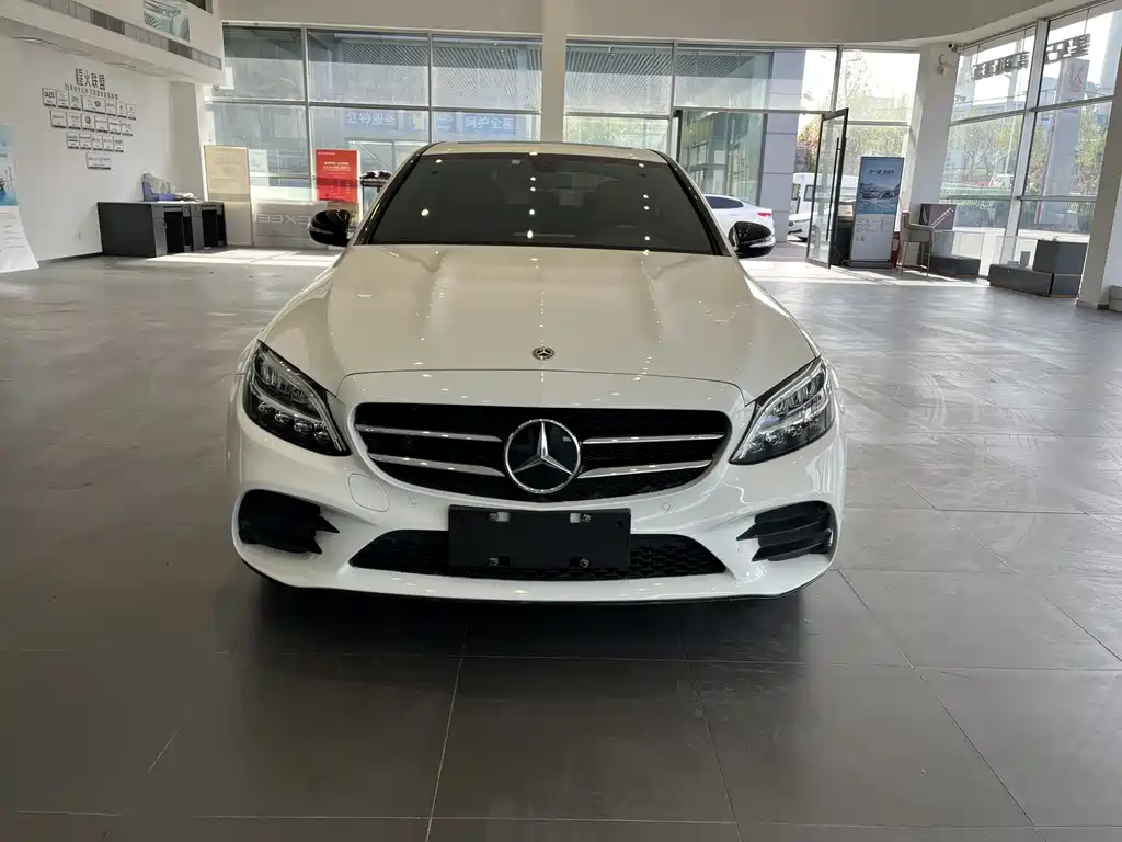 Mercedes-Benz C-Class 2019 — фото 1