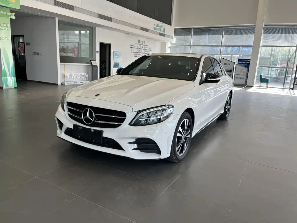 Mercedes-Benz C-Class 2019 — фото 2