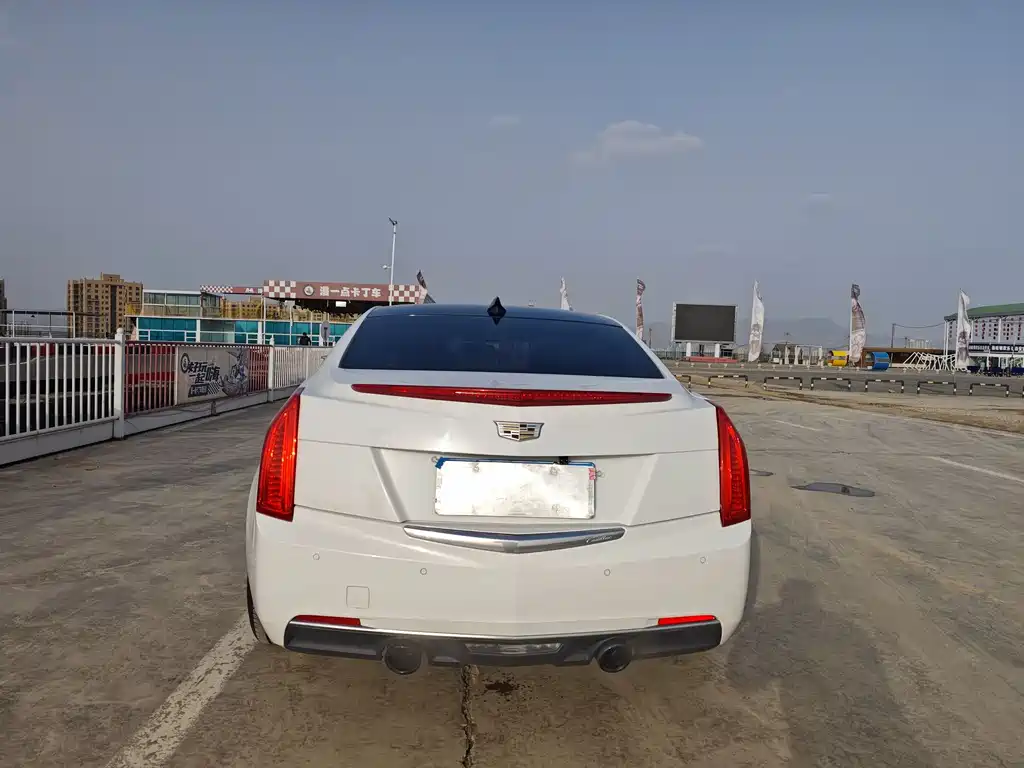 Cadillac ATS-L 2018 — фото 19