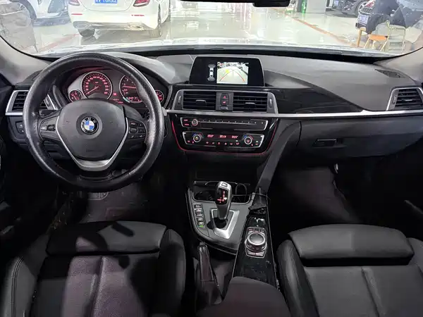 BMW 3 Series GT 2019