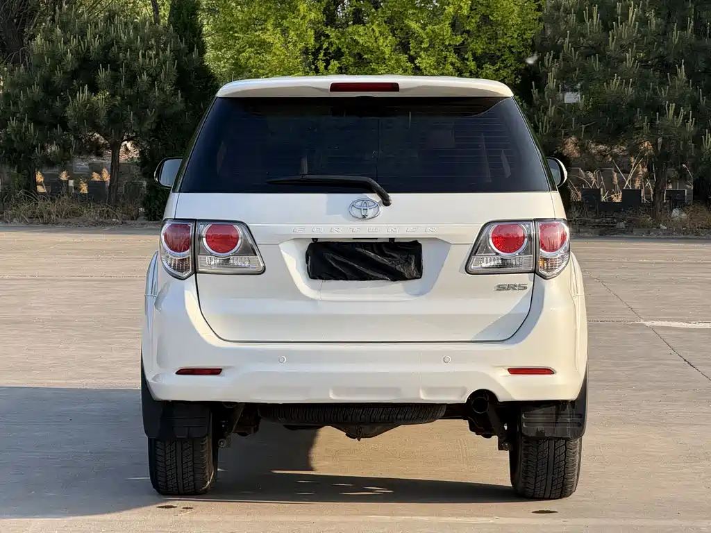 Toyota Fortuner 2016 — фото 6