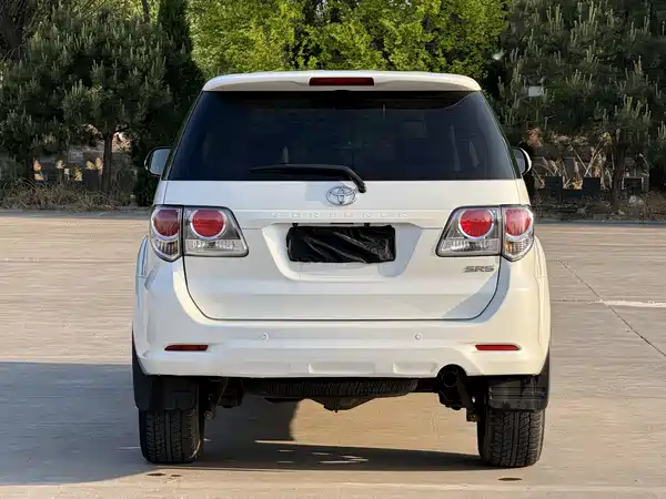 Toyota Fortuner 2016