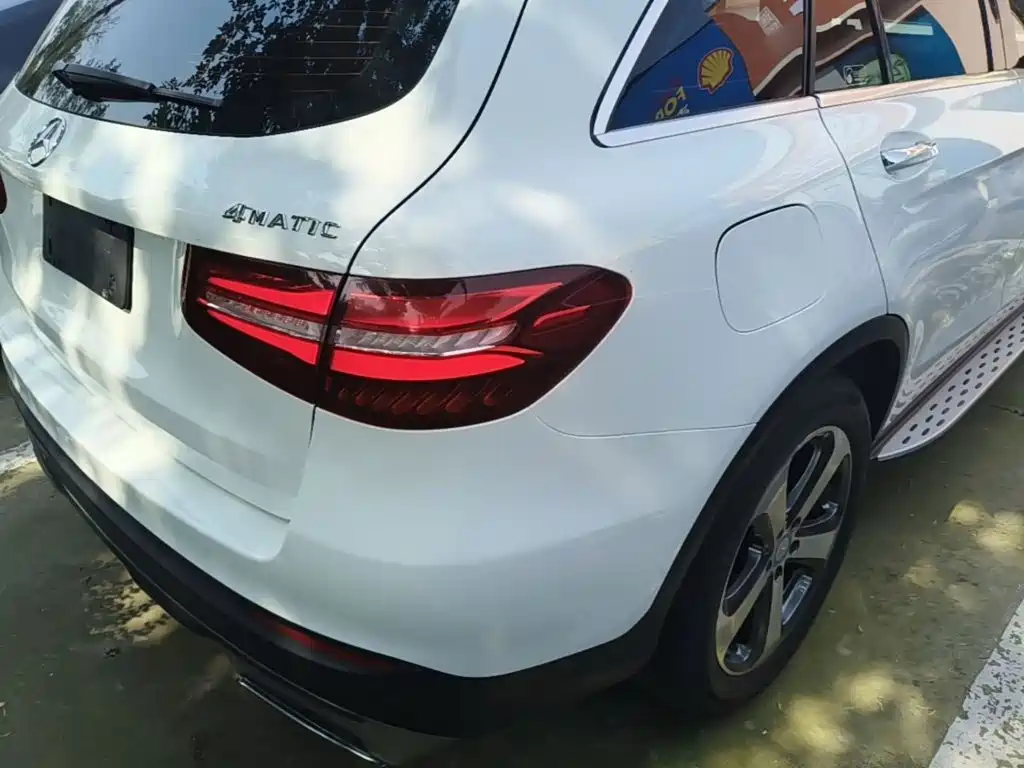 Mercedes-Benz GLC 2016 — фото 24