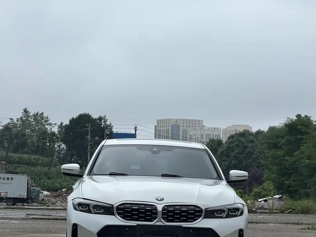 BMW 3 Series 2024
