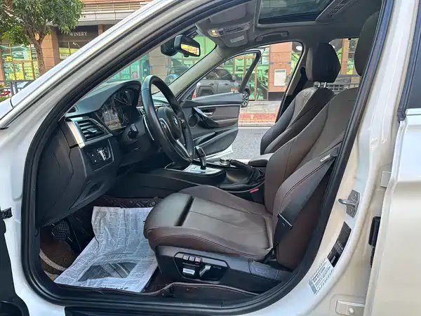 BMW 3 Series 2019