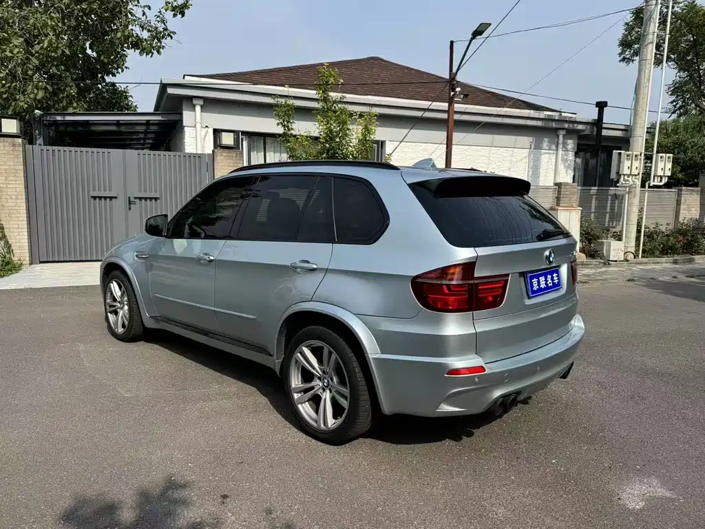 BMW X5 M 2012 — фото 8