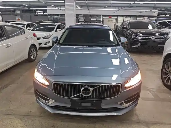 Volvo S90 2020