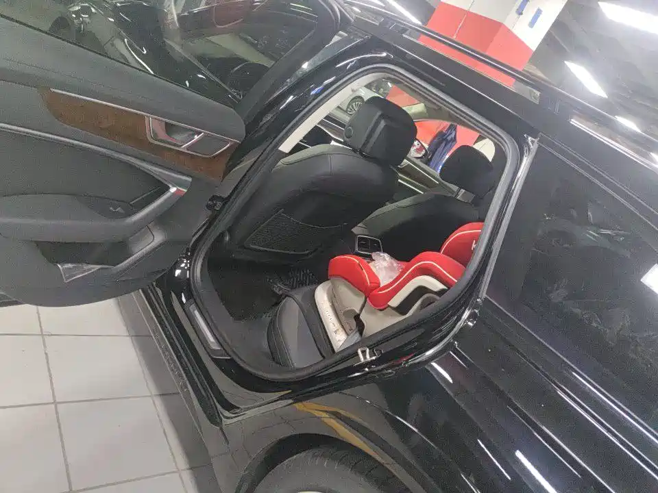 Audi A6 2021