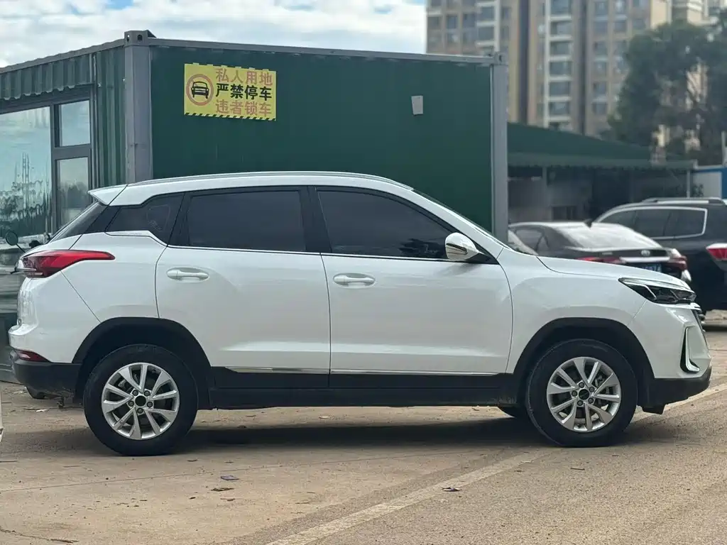 BAIC X3 2020