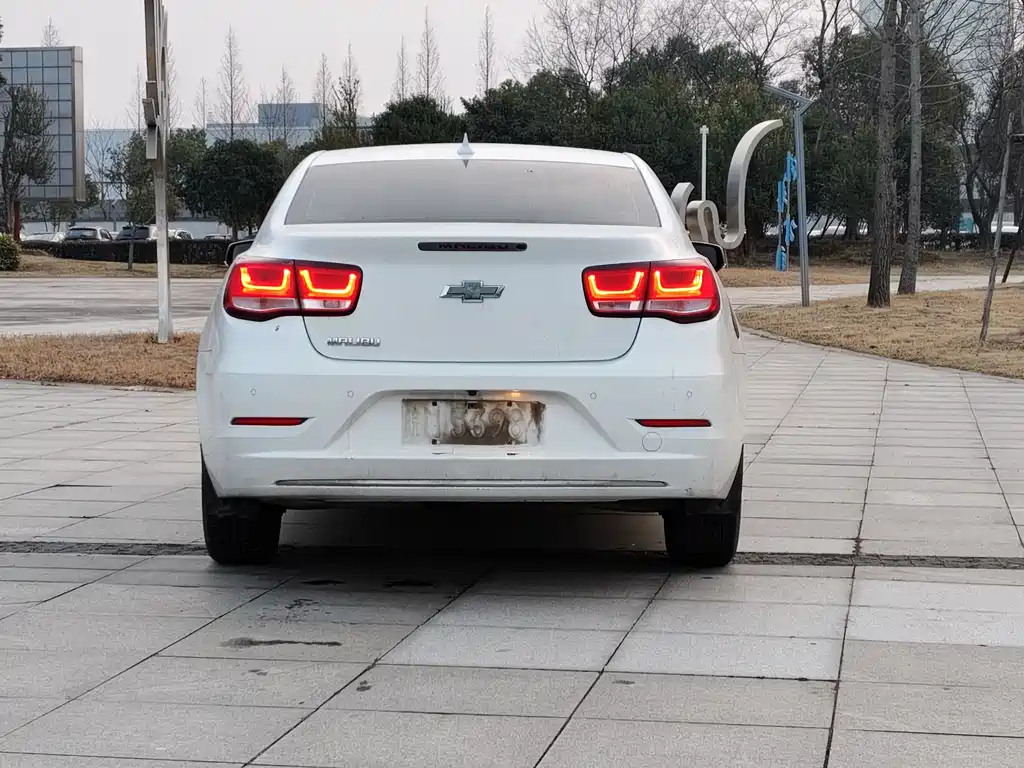 Chevrolet Malibu 2018 — фото 6