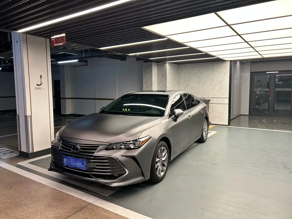 Toyota Avalon 2020 — фото 1