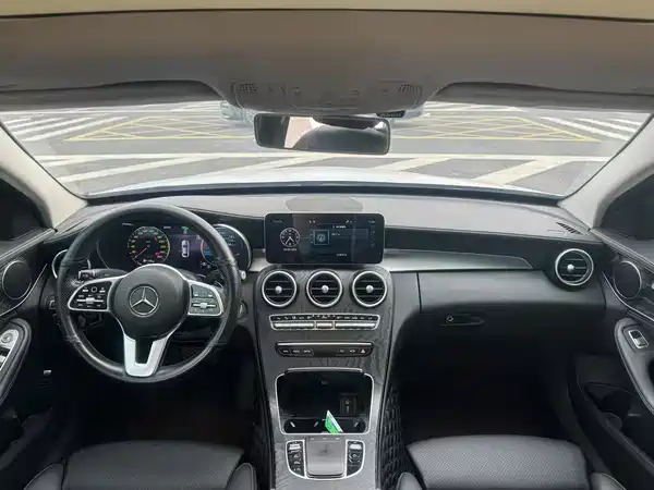 Mercedes-Benz C-Class 2019