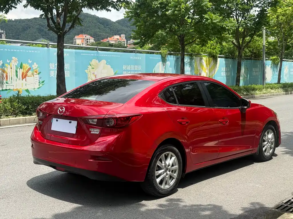 Mazda 3 Axela 2015 — фото 5