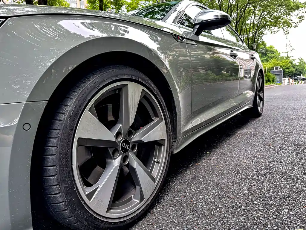 Audi S5 2023