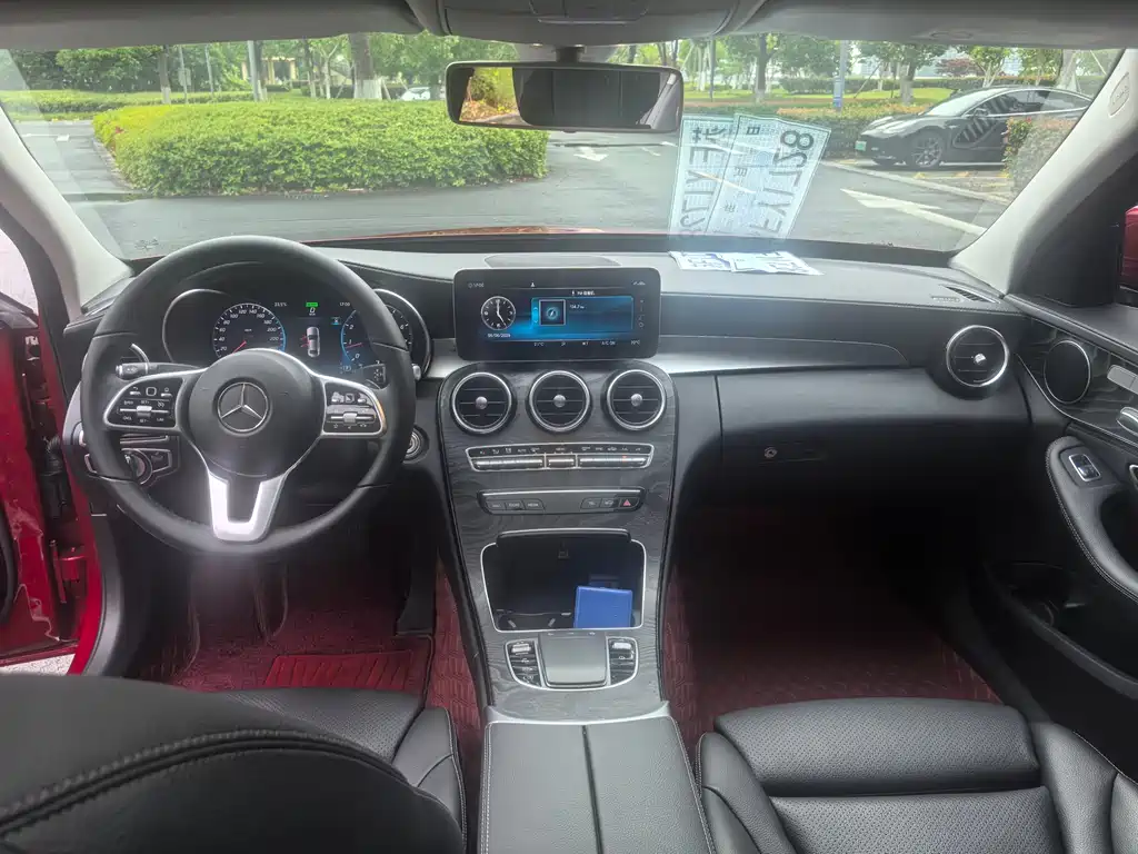 Mercedes-Benz C-Class 2019