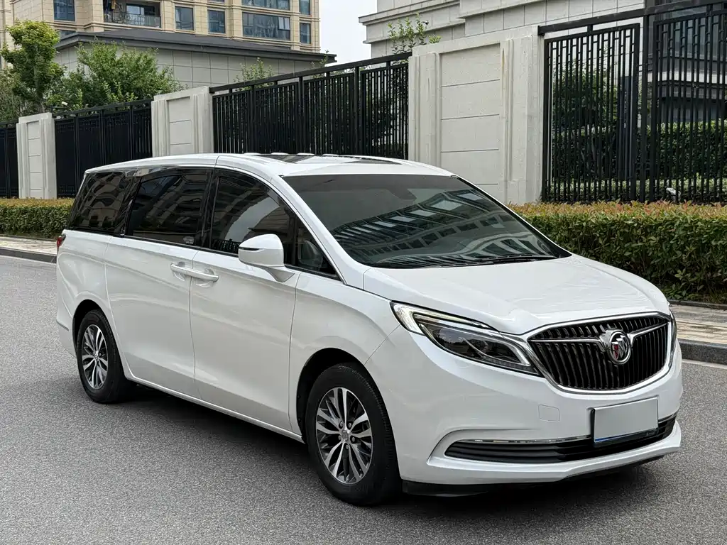 Buick GL8 2020