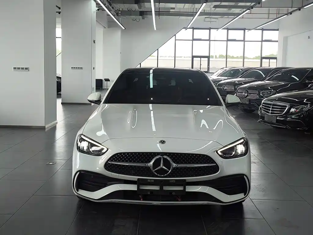 Mercedes-Benz C-Class 2022 — фото 2