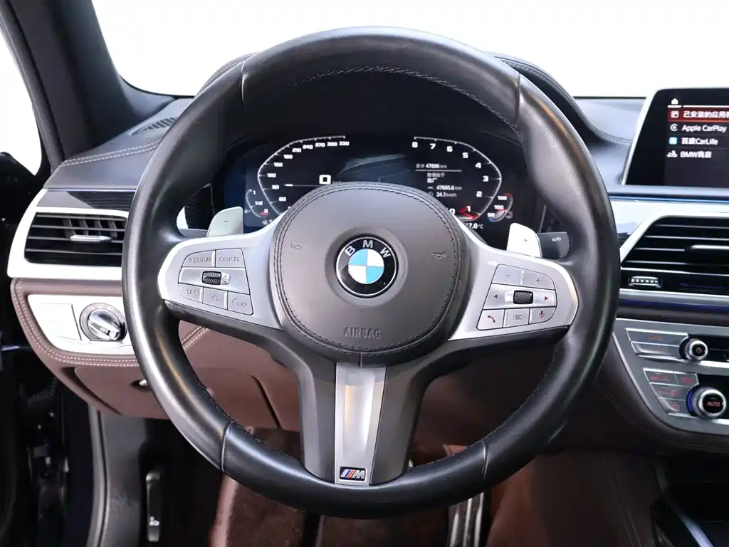 BMW 7 Series 2021 — фото 16
