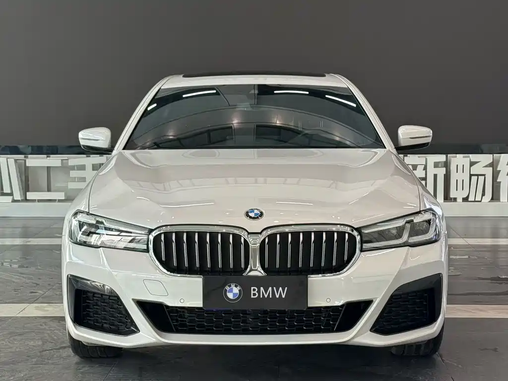 BMW 5 Series 2023