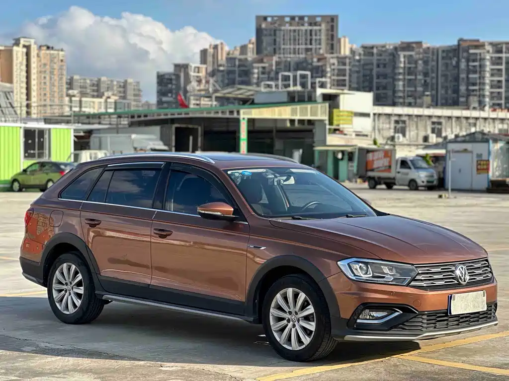 Volkswagen C-Trek 2019