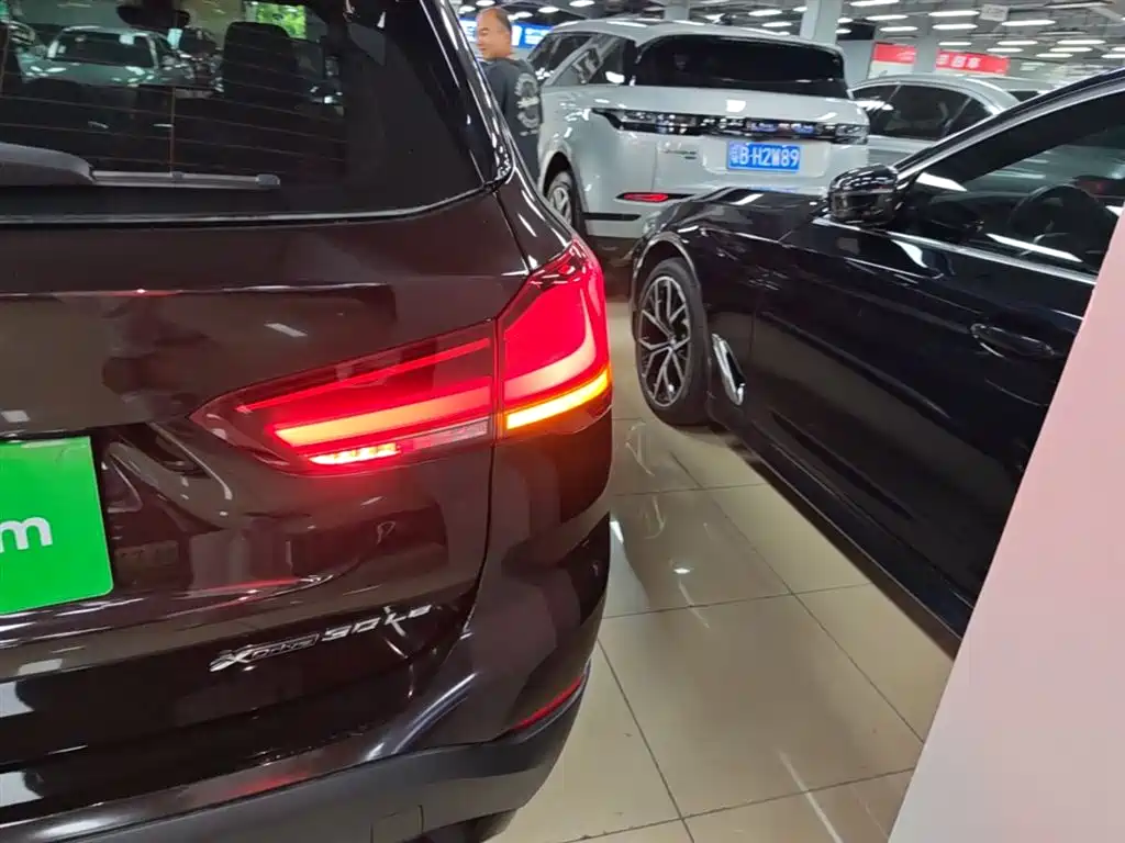 BMW X1 New Energy 2020 — фото 8