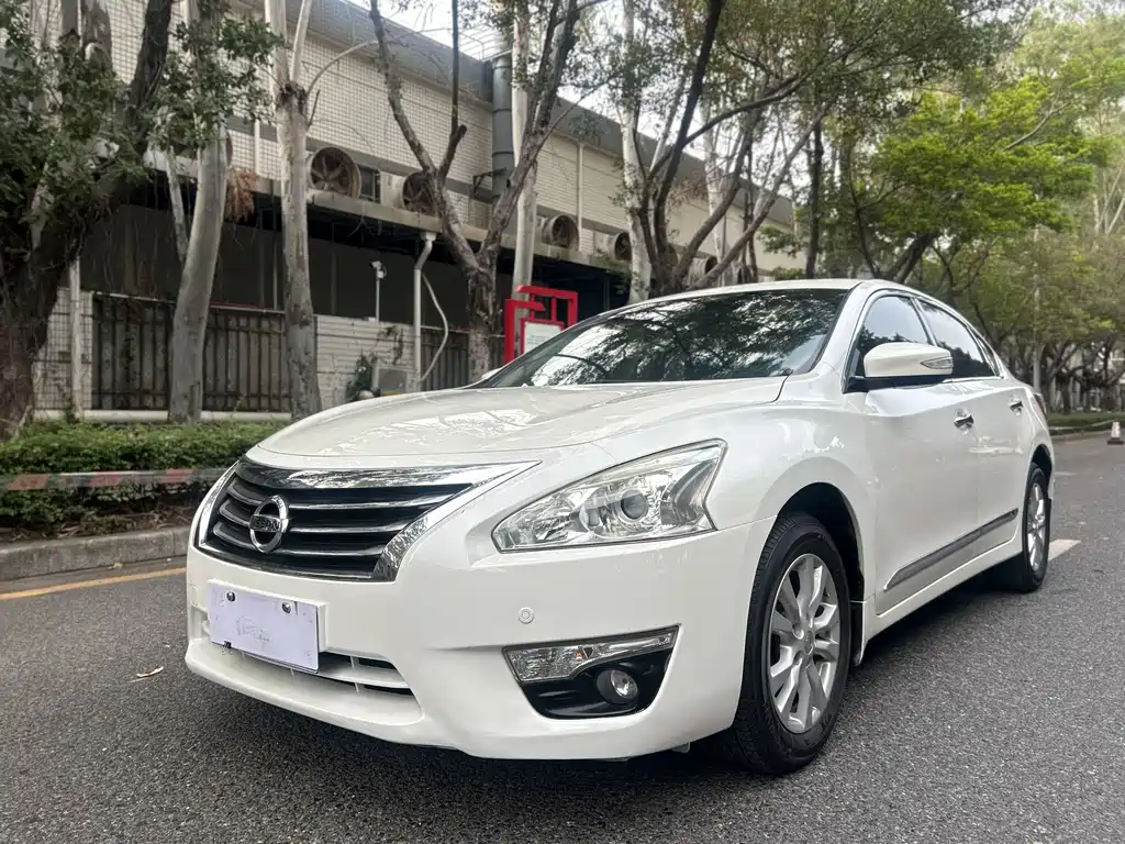 Nissan Teana 2015 — фото 1
