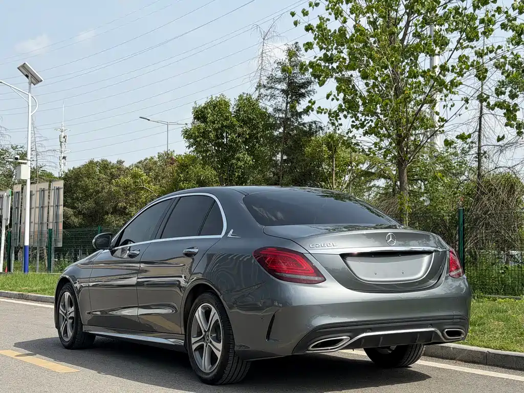 Mercedes-Benz C-Class 2019 — фото 6