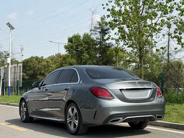 Mercedes-Benz C-Class 2019