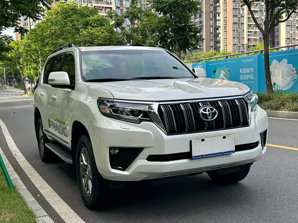 Toyota Prado 2018 — фото 3