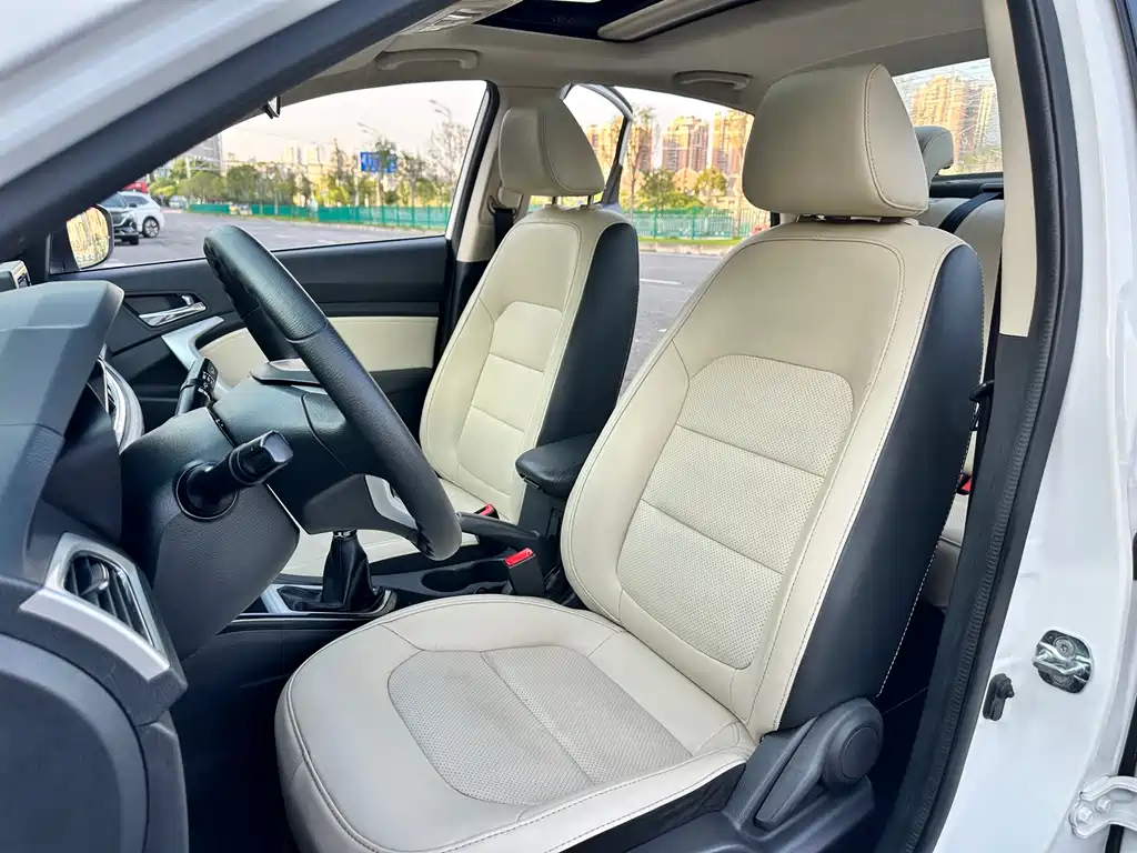 Changan V7 2015 — фото 18