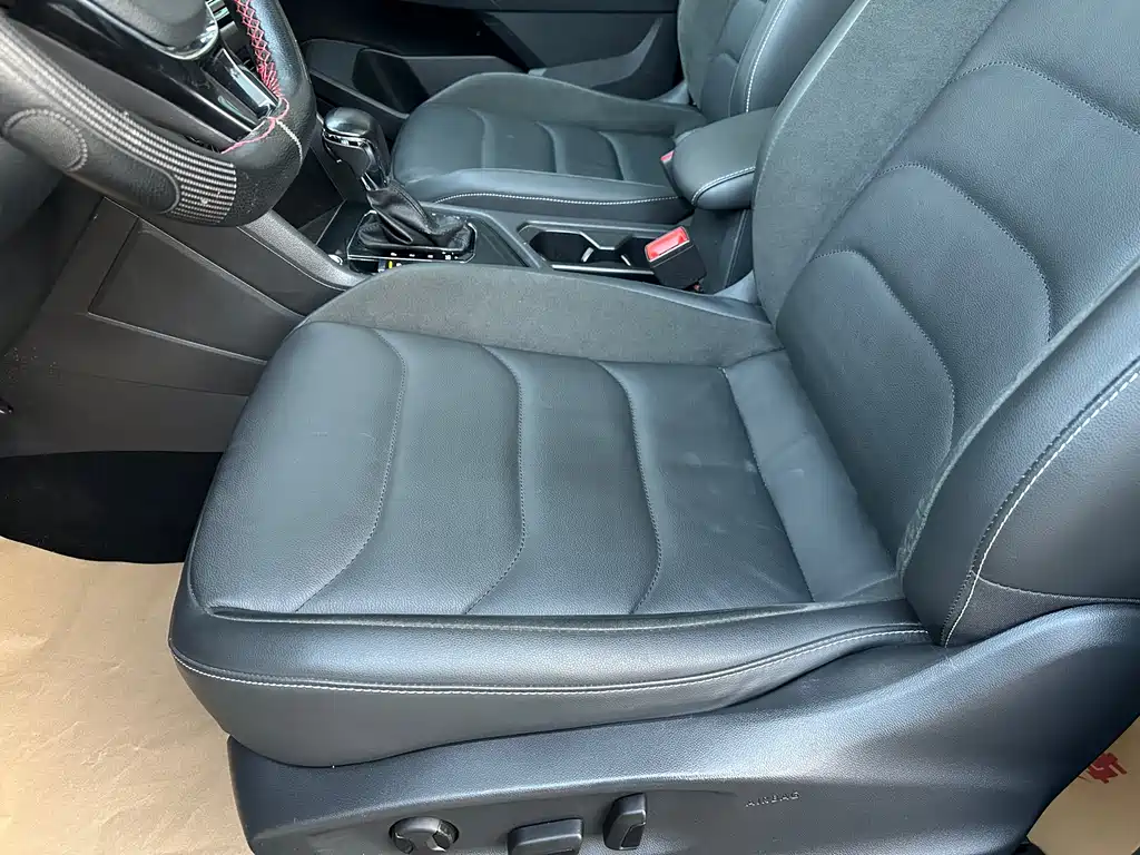 Volkswagen Tiguan L 2019 — фото 13