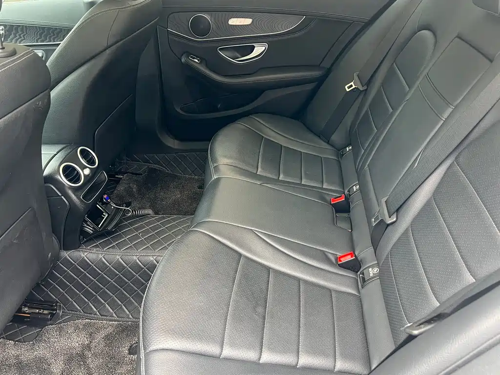 Mercedes-Benz C-Class 2019