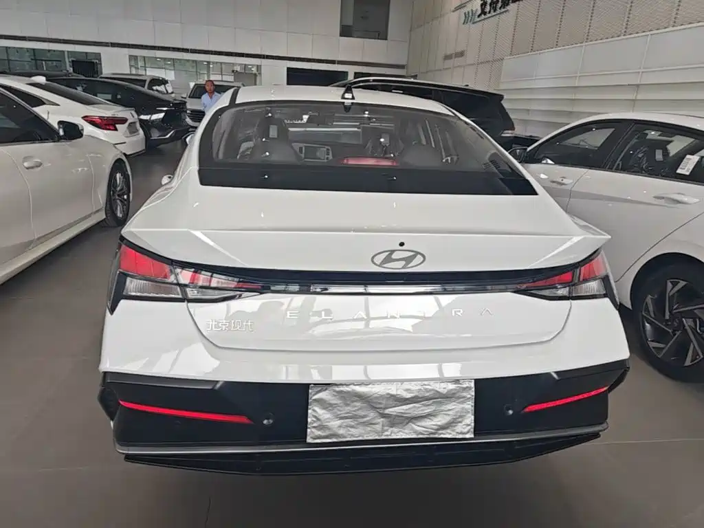 Hyundai Elantra 2026